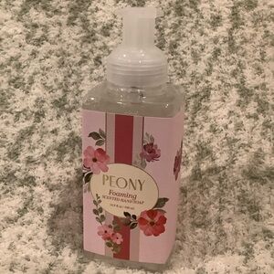Peony Pink Floral Foaming Scented Hand Soap NWT 16.9 oz